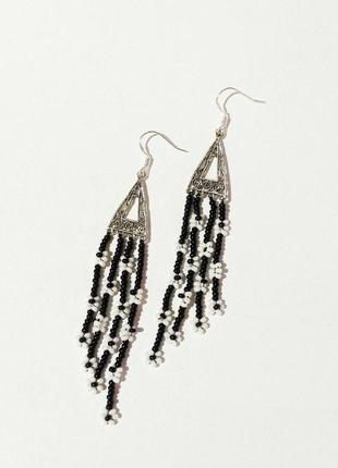 Модные эксклюзивные черно-белые серьги из бисера,красивые серьги на подарок