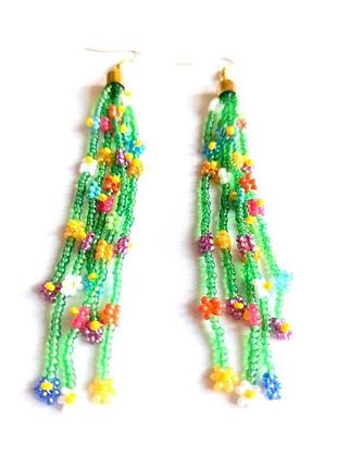 Трояндова ромашки з бісеру, красиві різнокольорові сережки, подарунок дівчині