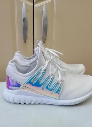 Кросiвки жiночi adidas tubular на стопу 22,5 см як новi.1 фото