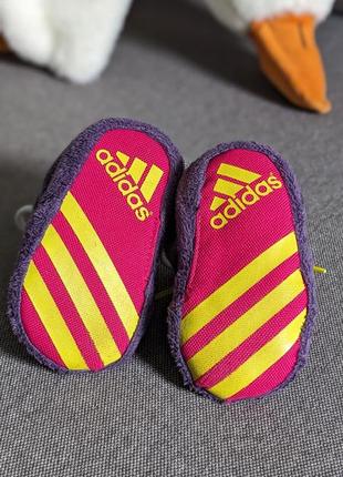 Adidas оригинальная детская обувь макасины тапочки7 фото