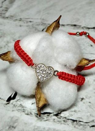 Браслет красная нить плетеный оберег сердце