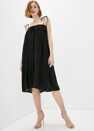 Черное воздушное платье/сарафан свободного кроя с завязками на плечах