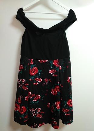 Сукня зі спущеними плечима 50-52 розміру сток #100#
