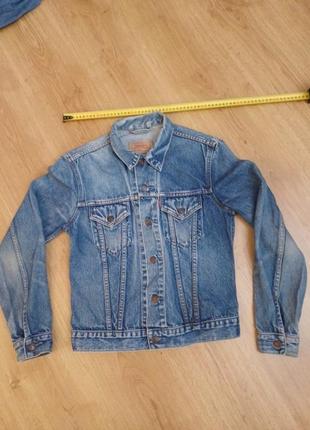 Куртка джинсова   вінтажна vintage    levi's 70590 for women size l  стан  гарний