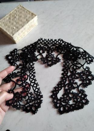 Воротничок фриволите