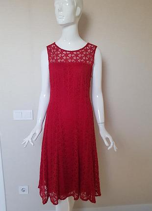 Изысканное гипюровое платье красное roman