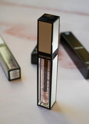 Масло блеска для губ tom ford rose lip oil tint1 фото