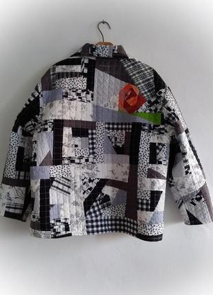 Клаптикова куртка з квітами4 фото