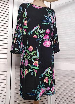 Платье в цветы