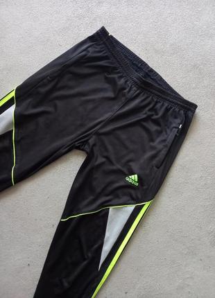 Брендовые спортивные штаны adidas.4 фото