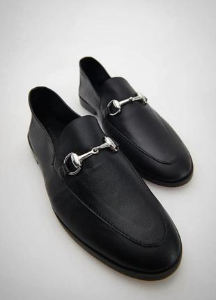 Кожаные классические лоферы reserved, туфли в виде zara5 фото