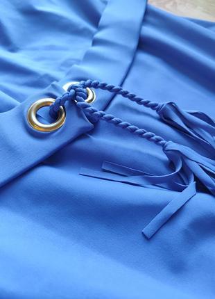 Женский синий слитный купальник бандо с декоративным поясом6 фото