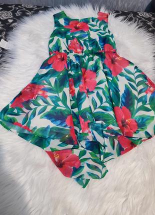 Классное платье в цветы от бренда tu на 5-6 лет4 фото