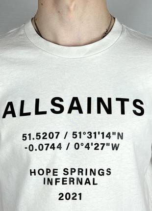 Футболка с крупным и плотным принтом от allsaints