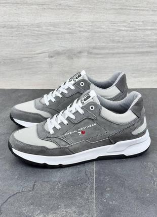 Чоловічі кросівки топ якість