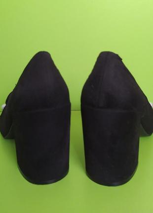 Чёрные туфли с декором на устойчивом каблуке primark, 3/365 фото