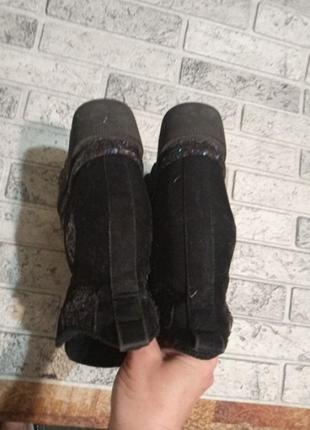 Фирменные сникерсы 3