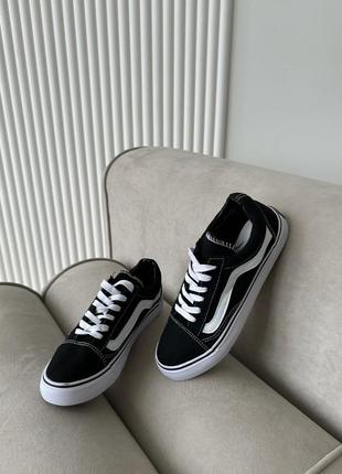 Жіночі кеди vans