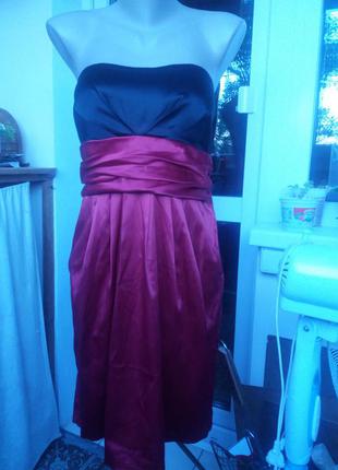 Новое вечернее  платье с завышенной талией цвет фуксии 40 р amisu!