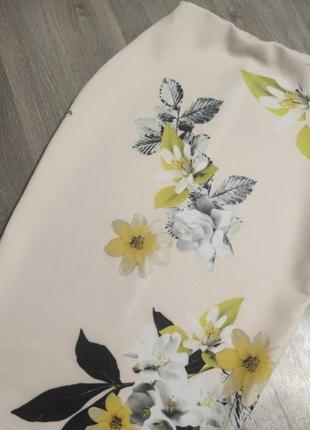 Нарядна спідниця у квітковий принт🌼 розмір с