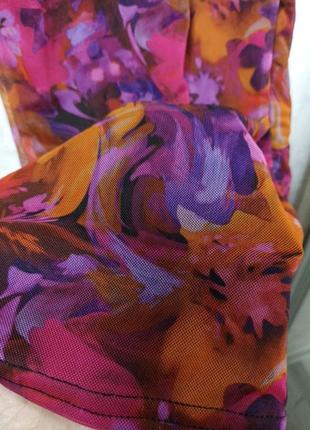 Розовая сетчатая юбка с низкой посадкой с цветочным принтом7 фото
