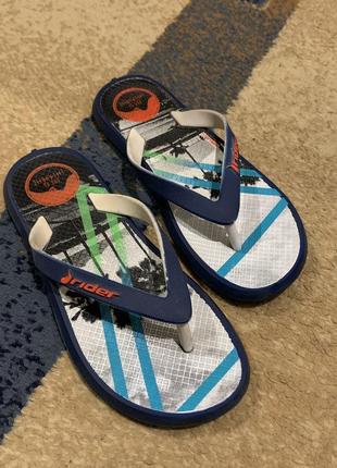 Шльопки аквашузи rider