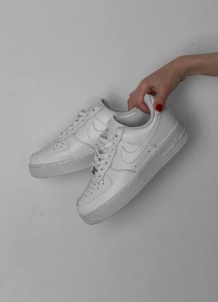 Білі найк форси, white nike air force1 фото