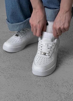 Білі найк форси, white nike air force3 фото