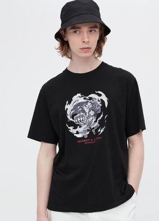 Футболка uniqlo
