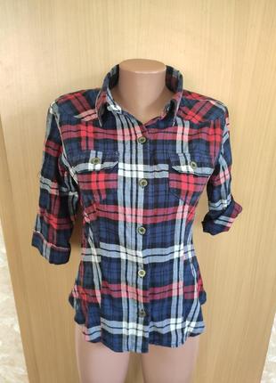 Актуальна сорочка у клітинку з довгим рукавом