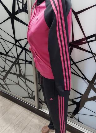 Оригинальный спортивный костюм adidas черный с розовым 42-466 фото