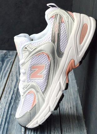 Популярная модель женских кроссовок new balance 530 белые с пудровым нью беленс тренд лета весны2 фото