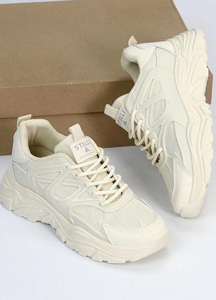 Кроссовки "della"