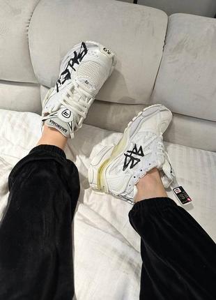 Кроссовки balenciaga runner white graffiti7 фото