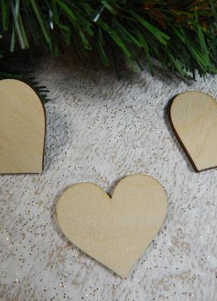 Декоративна добавка з дерева "серце" 4*4,5 см, дерев'яний міні декор1 фото