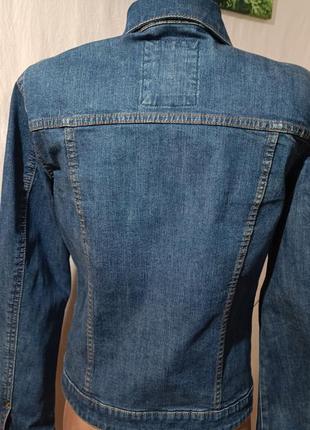 Женская джинсовая куртка р.463 фото