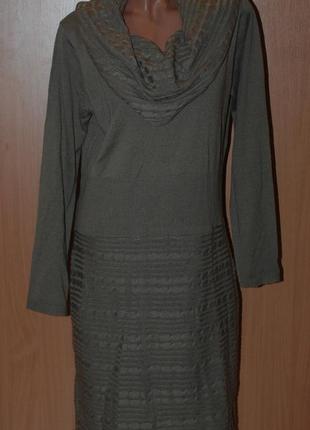 Платье бренда bodyflirt
/вязаное,эластичное/
/красиво оформлена горловина /1 фото