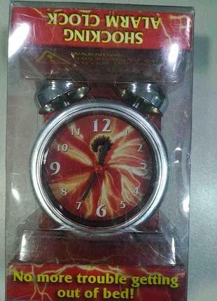 Часы настольные каминные интерьерные б/у shocking alarm clock