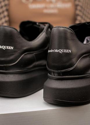 Кросівки alexander mcqueen жіночі повністю чорні2 фото