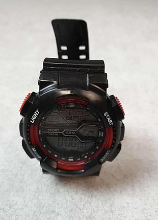 Наручные часы б/у led digital - waterproof sport watch / s1 - red5 фото