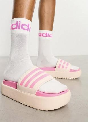 Шлепки від adidas