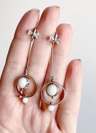 Довгі сережки у стилі геометрія з намистинами білого нефриту (модель № 593) jk jewelry2 фото