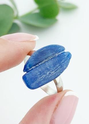 Кольцо с натуральным кианитом минимализм синий кианит кольцо подарок девушке (модель №610) jkjewelry4 фото