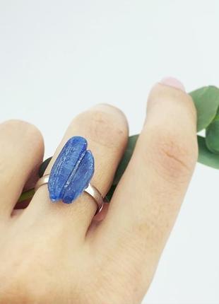 Кольцо с натуральным кианитом минимализм синий кианит кольцо подарок девушке (модель №610) jkjewelry