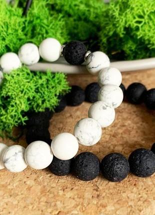 Комплект чёрно-белых браслетов из вулканической лавы и кахолонга (модель № 711 №712) jk jewelry7 фото