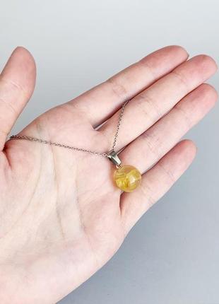 Підвіска-сфера з жовтим лимониумом. прикраси з квітів. (модель № 2505) glassy flowers