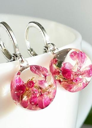 Маленькие серьги с цветами вереска. украшения с растениями. эрика. (модель № 2877) glassy flowers3 фото