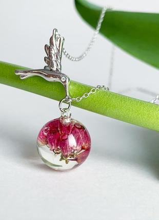 Підвіска "пташка" з квітами рожевого вересу. прикраси з квітів. (модель № 2558) glassy flowers6 фото