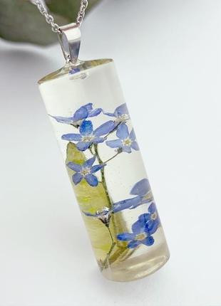 Подарунок дівчині на 8 березня день народження кулон колбочка з незабудками (модель № 2772) glassy flowers