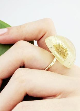 Кольцо с одуванчиком. прозрачный перстень. украшения с цветами (модель № 2815) glassy flowers5 фото